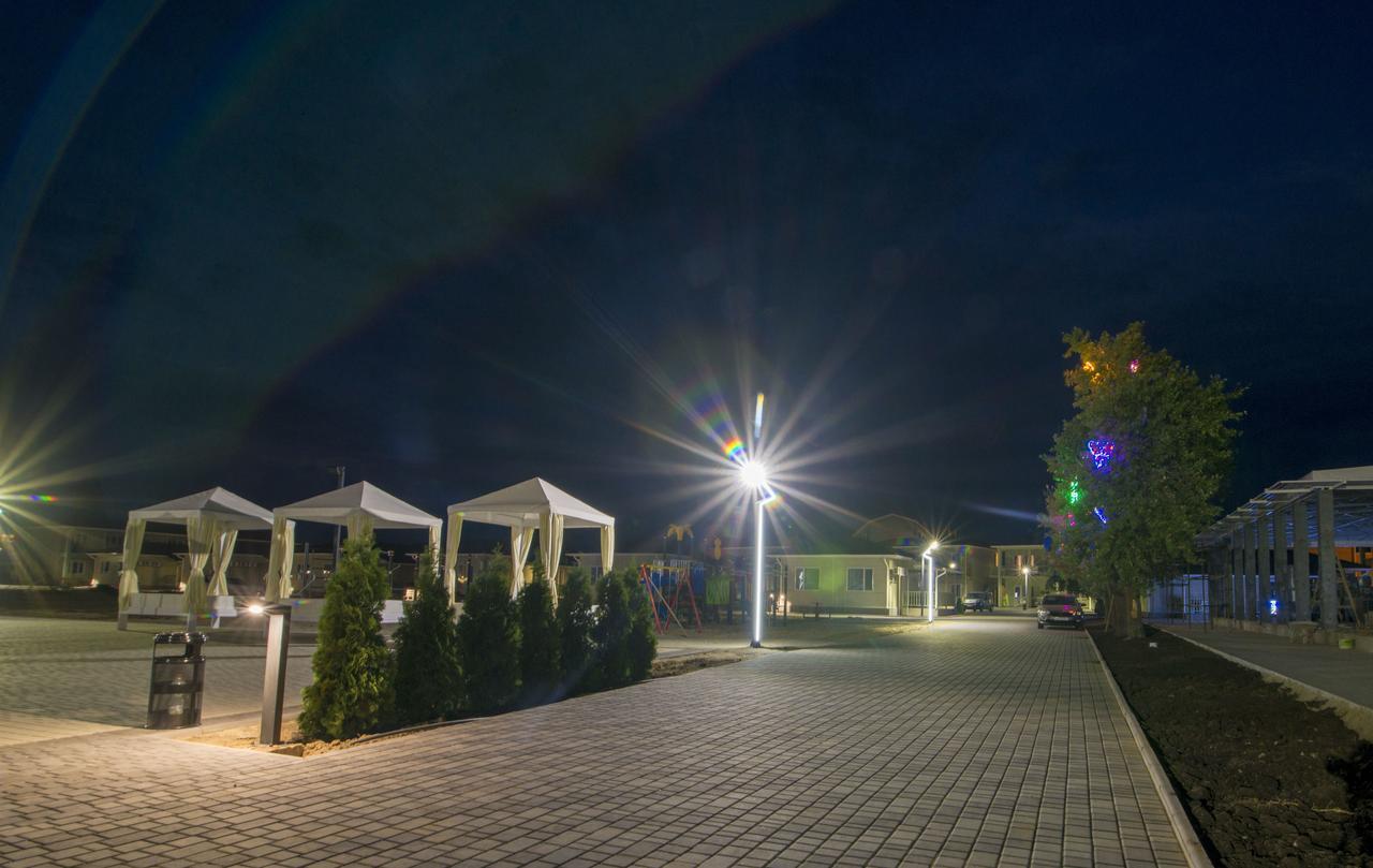 Welcome Summer Hotel Zatoka Esterno foto